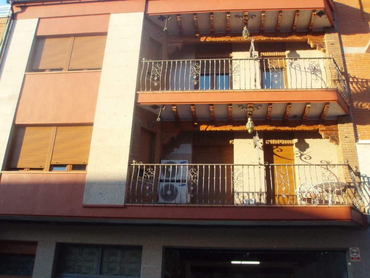 Casa Tiburcio Leilighet Arenas de San Pedro Eksteriør bilde