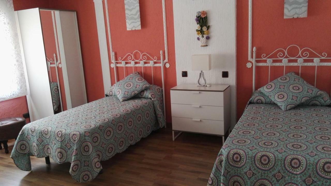 Casa Tiburcio Leilighet Arenas de San Pedro Eksteriør bilde